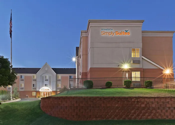 Sonesta Simply Suites Airport